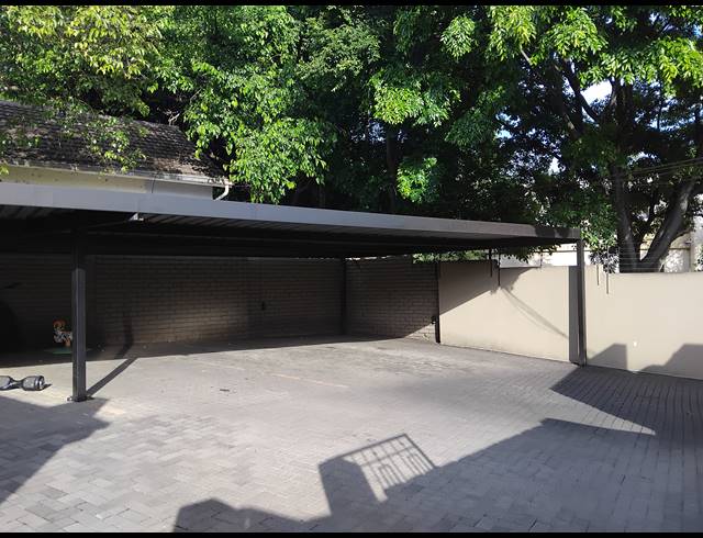 57M² BUSINESS TO LET IN BRYANSTON